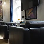 Apartament Z Jacuzzi W Sercu Miasta
