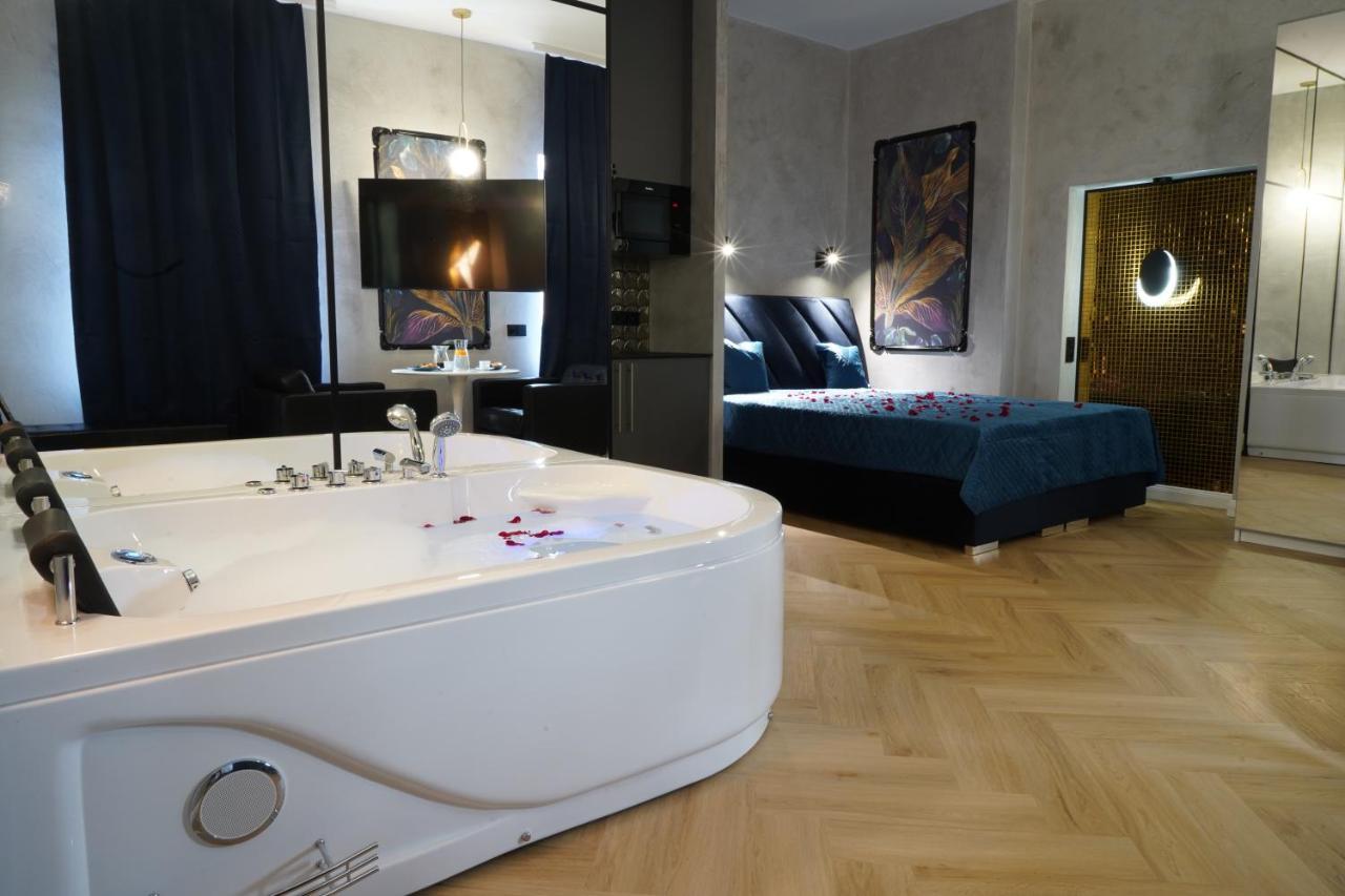 Appartement Apartament Z Jacuzzi W Sercu Miasta *
